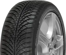 Close-up of the tread Yokohama BluEarth-4S AW21