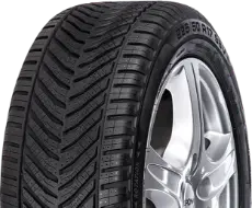 Close-up of the tread Kormoran All Season