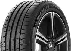Close-up of the tread Michelin Pilot Sport 5