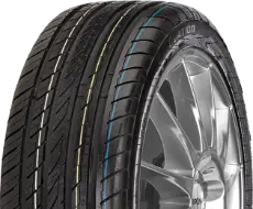 Close-up of the tread Ovation VI-388